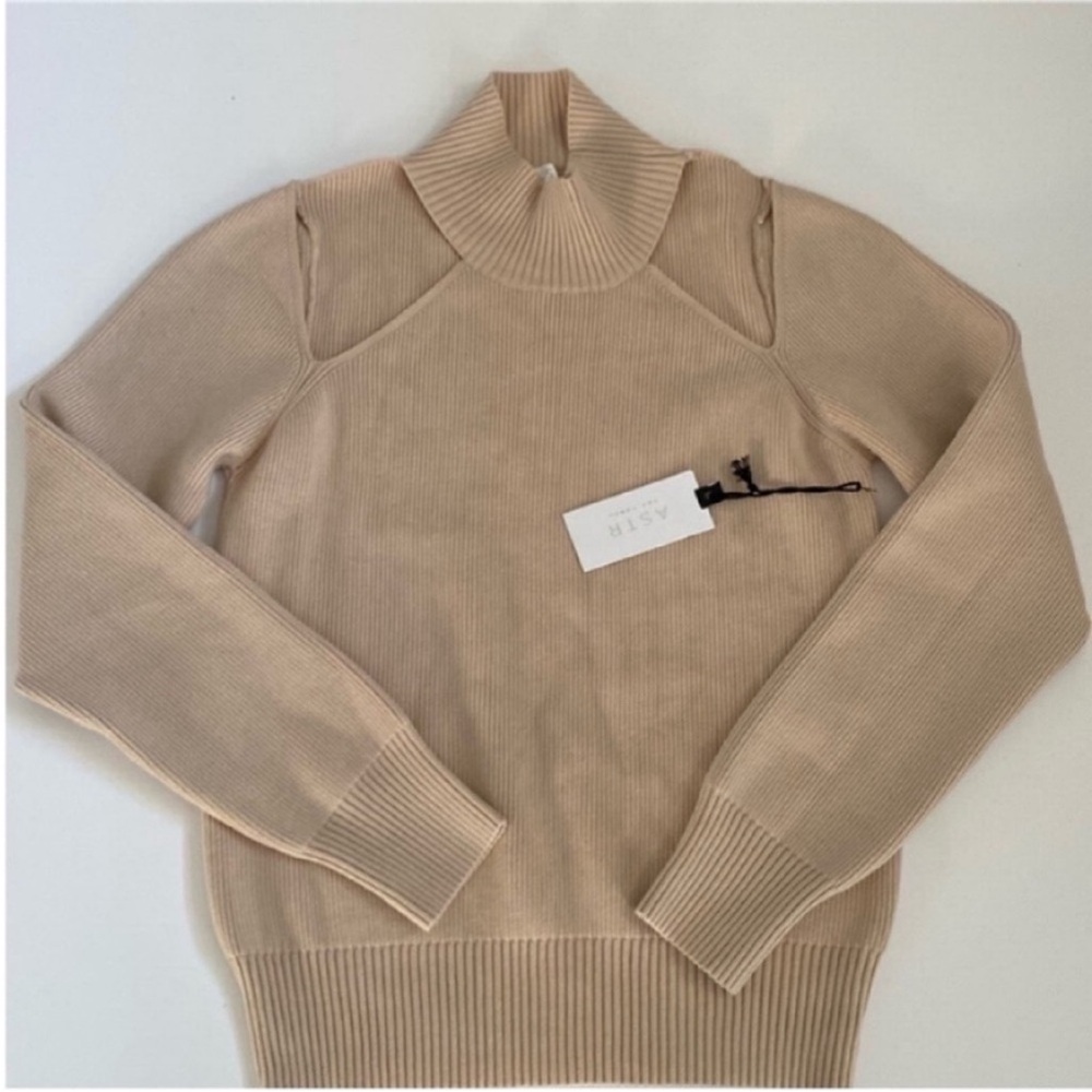 ASTR The Label Women’s Sweater Hilary Sweater Sand New with Tags size Small - Picture 5 of 12